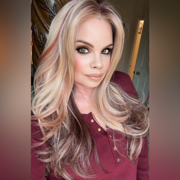 Chelsey smith cosmetics Meghan amber glow wig - Picture 5 of 16